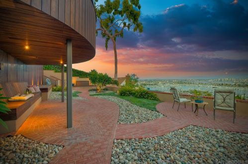 621 San Elijo St, San Diego CA  92106-3413 exterior