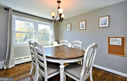 1472 Timberline Dr, Pottstown PA  19465-7234 exterior