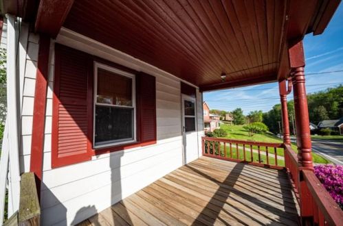 222 Reis Run Rd, Pittsburgh, PA 15237-1728