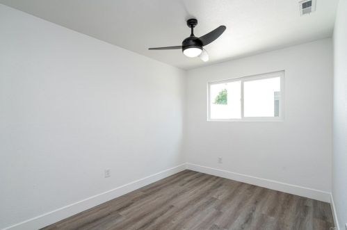 4910 Magnus Way, San Diego CA  92113-3518 exterior