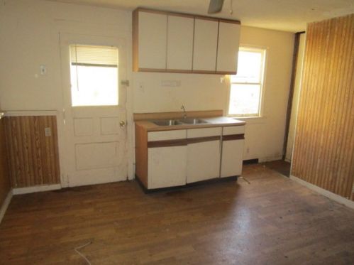 236 18th Ave, Whitaker PA  15120-1816 exterior