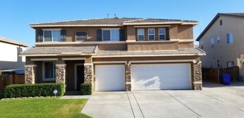 13877 Chestnut St, Victorville, CA 92392-5523
