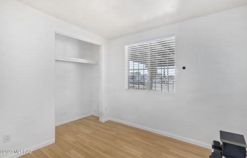 1210 Garden Loop, Tucson AZ  85706-1464 exterior