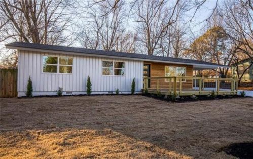 1751 Wheeler Ave, Fayetteville, AR 72703-2633