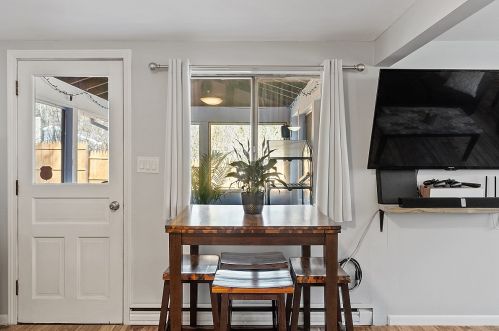 179 Main St, Salem NH  03079-1830 exterior