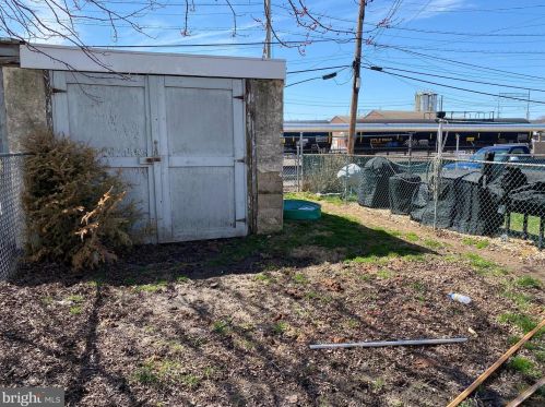 1024 Green St, Boothwyn PA  19061-4521 exterior