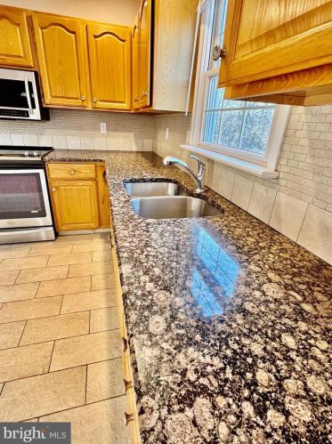 4172 Kittatinny Dr, Navy Sup Dpt PA  17050-9137 exterior