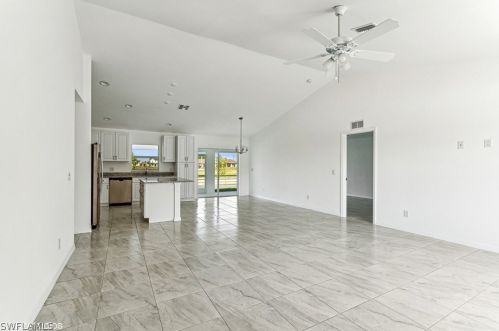 2022 1st Pl, Cape Coral, FL 33909-4242
