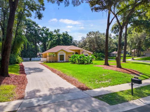 1341 Deer Lake Cir, Apopka, FL 32712-2912