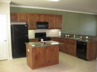 416 Forest Dr, College Station TX  77840-2080 exterior