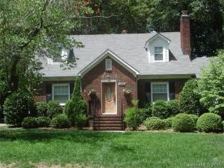 2539 Cranbrook Ln, Charlotte, NC 28207-2001