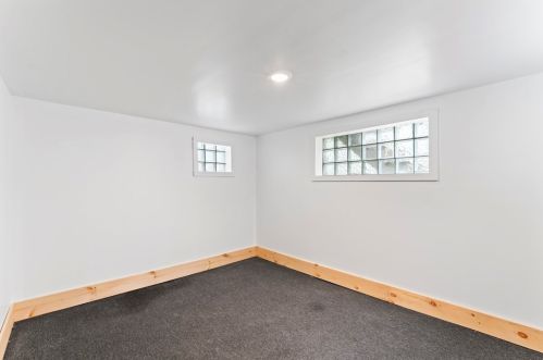 132 Firwood Dr, Bridgeville PA  15017-1204 exterior