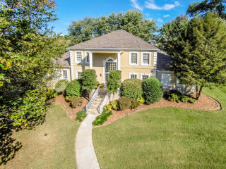 1906 Winchester Cv, Maryville, TN 37803-2882