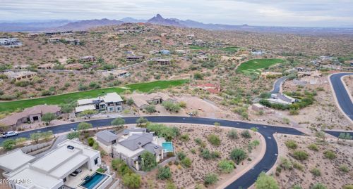 9710 Palisades Blvd, Scottsdale AZ 85268-2755 exterior