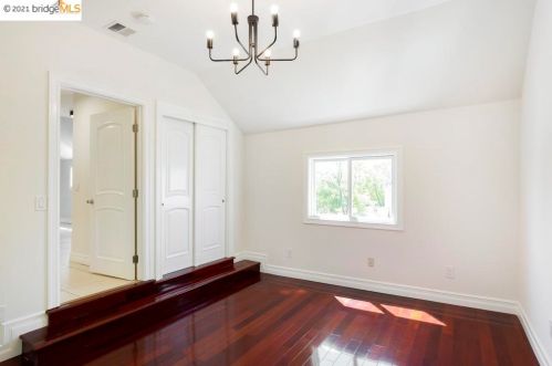 1790 Goss St, Oakland CA 94607-1165 exterior