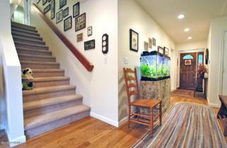 1521 15th Ave, Anchorage AK  99501-5511 exterior