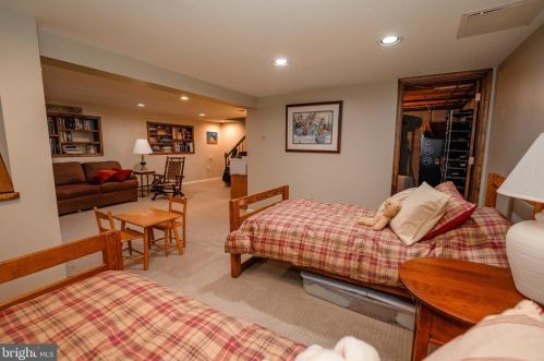 139 Maple Leaf Ln, Pottstown PA 19464-1563 exterior