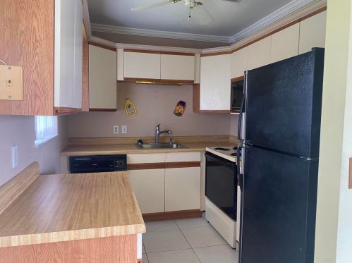 70 Cambridge C, West Palm Beach, FL 33417-1312