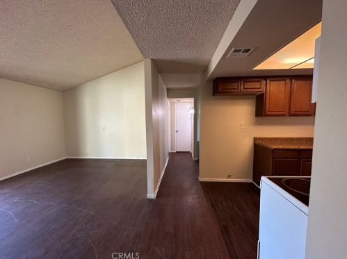 44840 Hanstead Ave, Lancaster CA  93535-2739 exterior