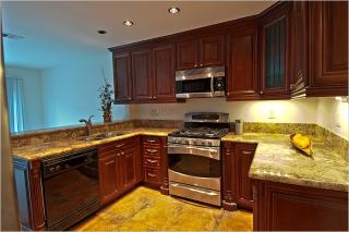 99 Weepingwood, Irvine, CA 92614-5473