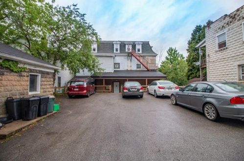 422 4th St, Oakmont PA  15139-1680 exterior