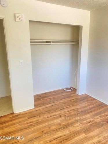 1290 Parkhurst St, Simi Valley CA 93065-4444 exterior