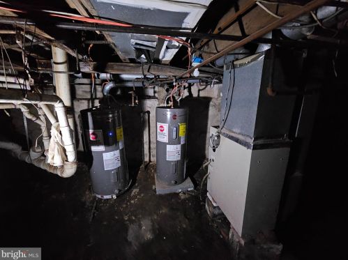 611 Main St, Norristown PA  19401-4556 exterior