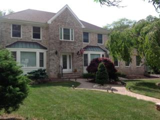 24 Stony Hill Dr, Morganville, NJ 07751-1177