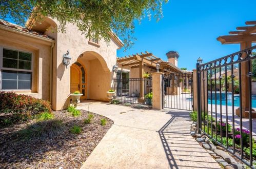 230 Phelan Ranch Way, Pismo Beach CA  93420-5525 exterior