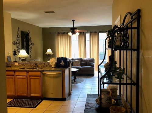 2515 Maneshaw Ln, Kissimmee, FL 34747-2117
