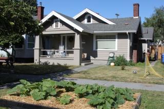 943 Ridgewood Ave, Tacoma, WA 98405-3364