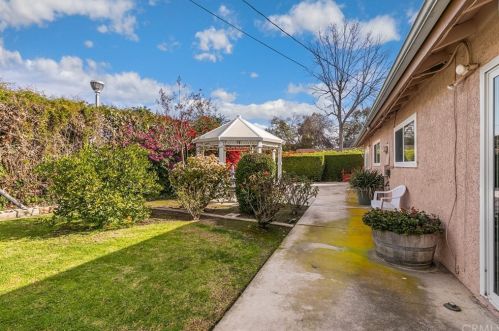 1915 Chateau Ave, Anaheim CA 92804-4409 exterior