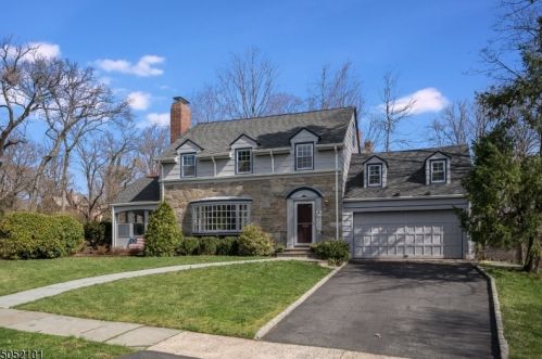87 Winsor Pl, Glen Ridge, NJ 07028-2136