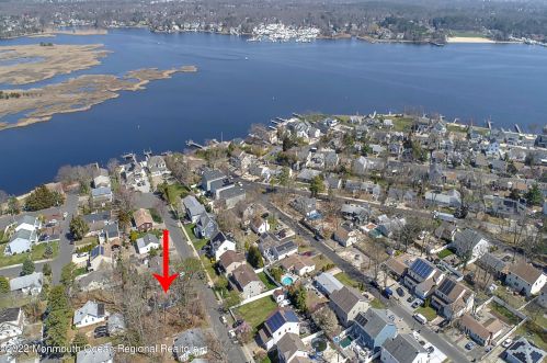 520 Vannote Dr, Bricktown, NJ 08723-5322