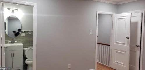 850 Longshore Ave, Philadelphia PA  19111-4423 exterior