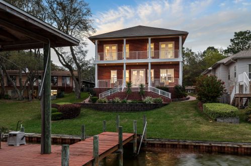 219 Eldredge Rd, Fort Walton Beach, FL 32547-1307