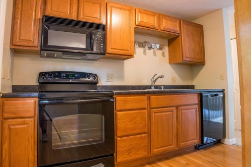 6114 Walnut Ct, Florence KY  41042-1333 exterior