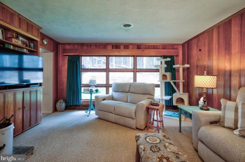 23334 Great Cove Rd, Mc Connellsburg PA  17233-8331 exterior