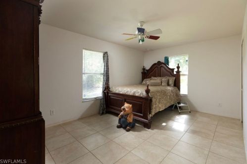 563 Flamingo Ave, Lehigh Acres FL 33974-7509 exterior