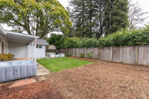 3444 Montgomery Dr, Santa Rosa CA  95405-5142 exterior