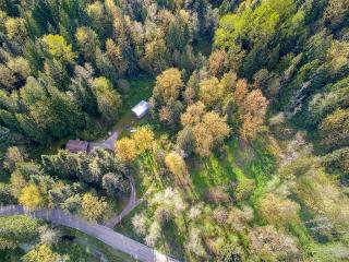 6817 Tolt River Rd, Lake Joy, WA 98014-7005