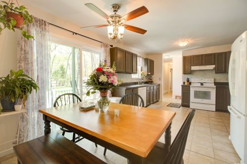 81 Drew Dr, Eastport NY  11941-1334 exterior