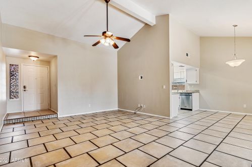 13806 22nd St, Phoenix, AZ 85022-4652