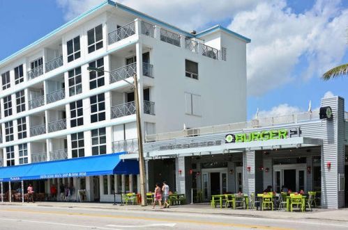 4010 10th St, Delray Beach FL  33445-1929 exterior