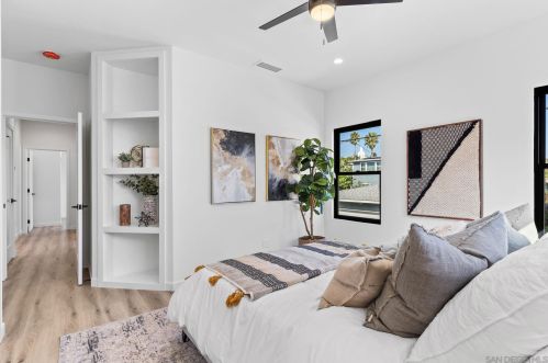 1855 Frankfort St, San Diego CA  92110-3514 exterior