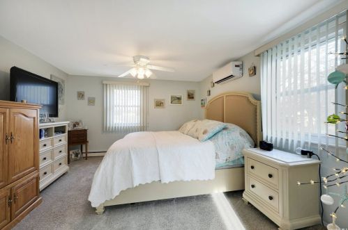 4 Rustic Gate, Panamoka NY  11961-2125 exterior