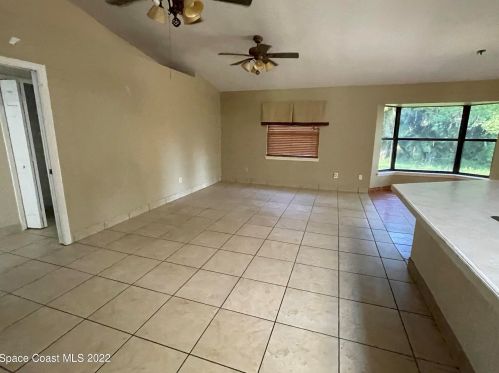 651 Crystal Mist Ave, Sebastian, FL 32958-6150