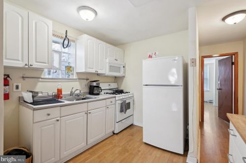 1419 4 St, Philadelphia PA  19147-0059 exterior