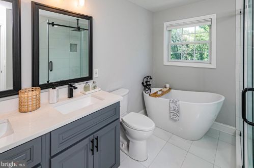 107 Westcott Rd, Princeton NJ  08540-3061 exterior