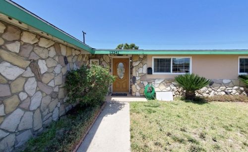 12241 Anzio St, Garden Grove, CA 92840-4634